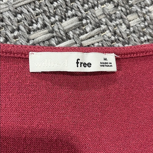 Wilfred Free | Cropped Cinched Long Sleeve - Picture 4 of 7